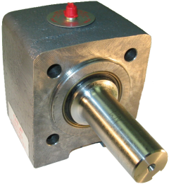 Overhung Load Adapter For Char-Lynn H & S Series 4-Bolt Motors, 1 in. Straight Keyed with 1/4 x 1/8 Key Input Shaft To 1 in. Straight Keyed with 1/4 x 1/8 Key Output Shaft